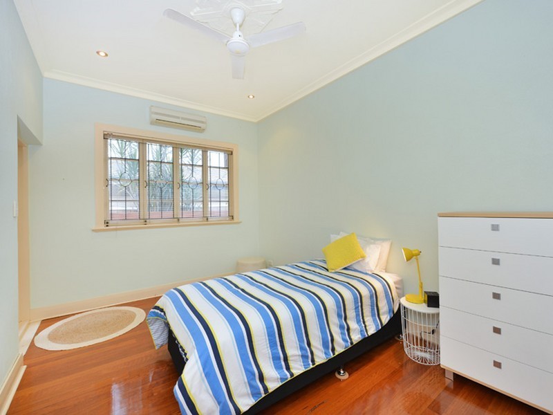 4 Hall Street, Edge Hill QLD 4870