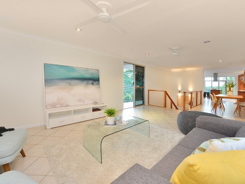 9 Canopy Close, Freshwater QLD 4870