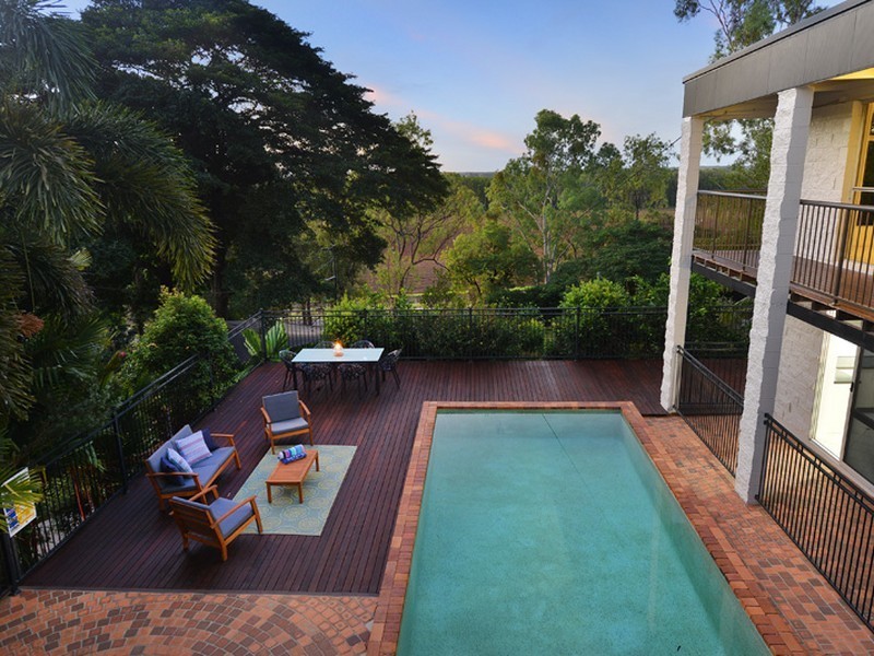 9 Canopy Close, Freshwater QLD 4870