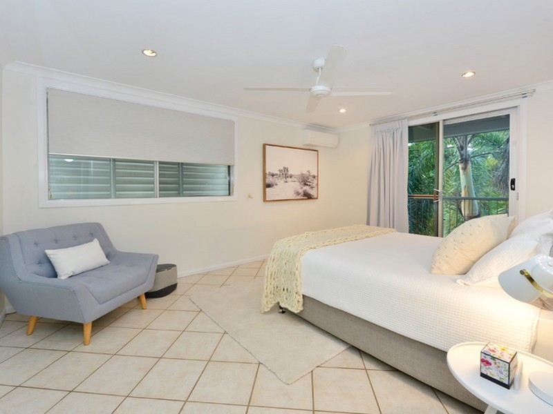 9 Canopy Close, Freshwater QLD 4870