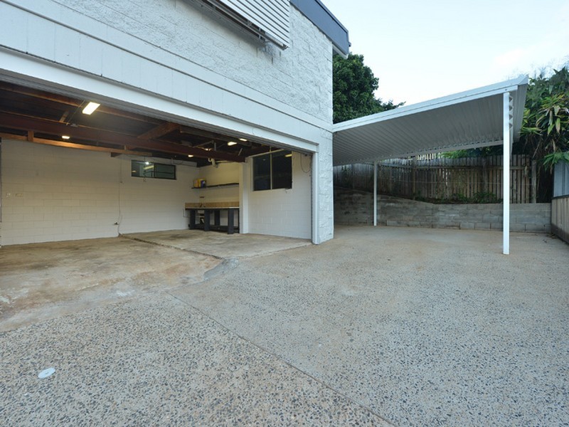 9 Canopy Close, Freshwater QLD 4870