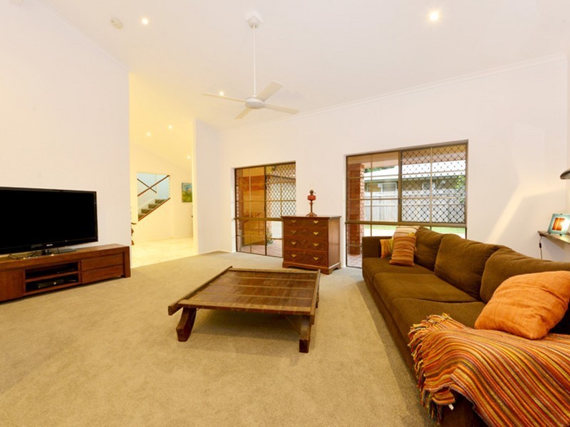 4 Arran Close, Edge Hill QLD 4870