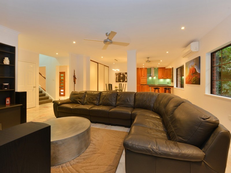 4 Arran Close, Edge Hill QLD 4870