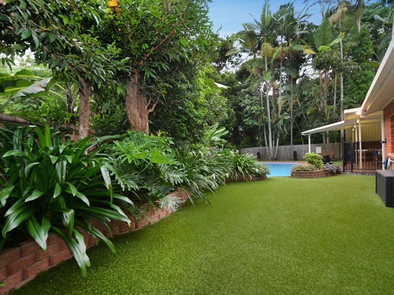 4 Arran Close, Edge Hill QLD 4870