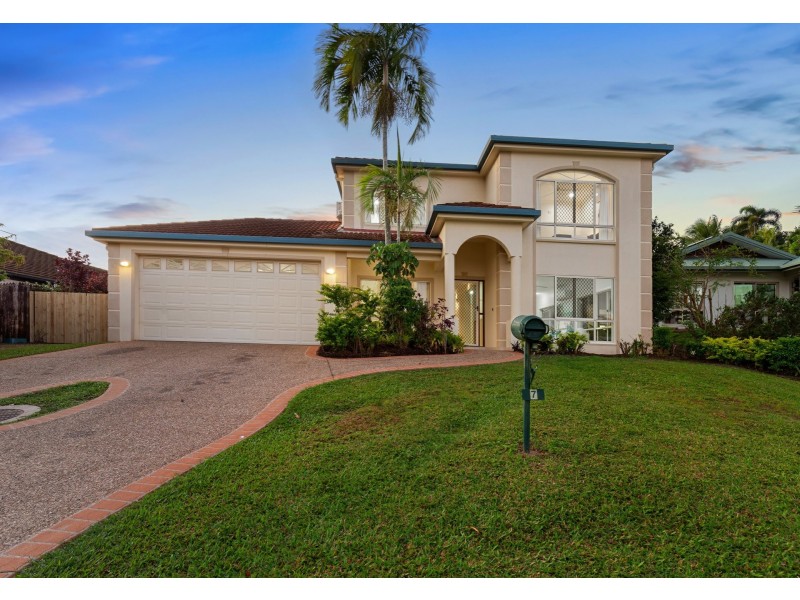 7 Vauclause Close, Brinsmead QLD 4870