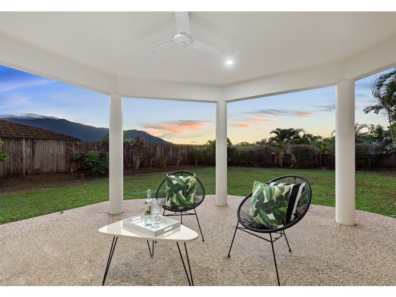 7 Vauclause Close, Brinsmead QLD 4870