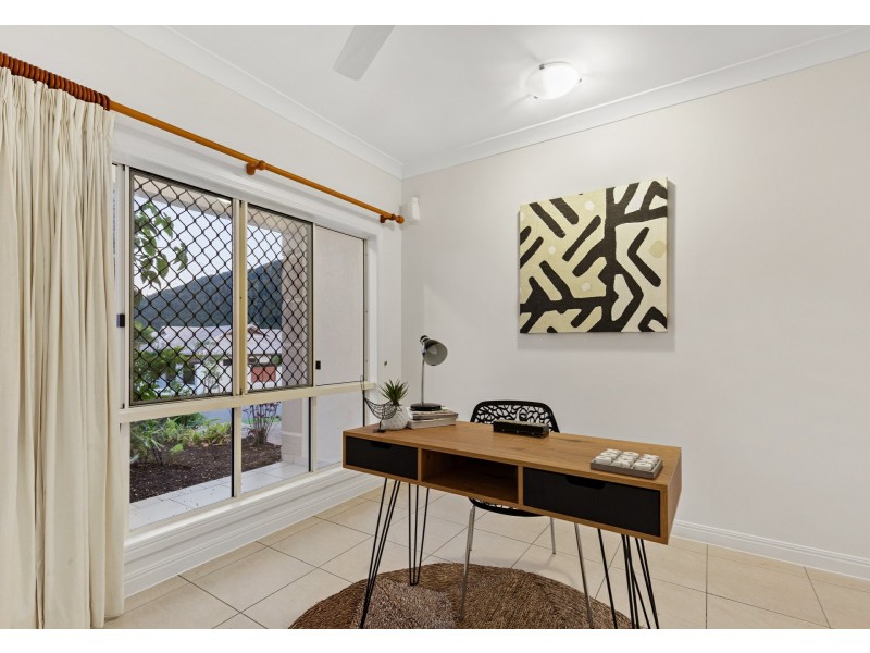 7 Vauclause Close, Brinsmead QLD 4870