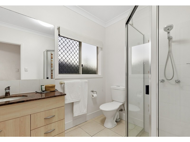 7 Vauclause Close, Brinsmead QLD 4870