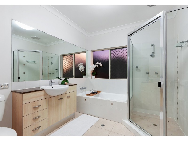 7 Vauclause Close, Brinsmead QLD 4870