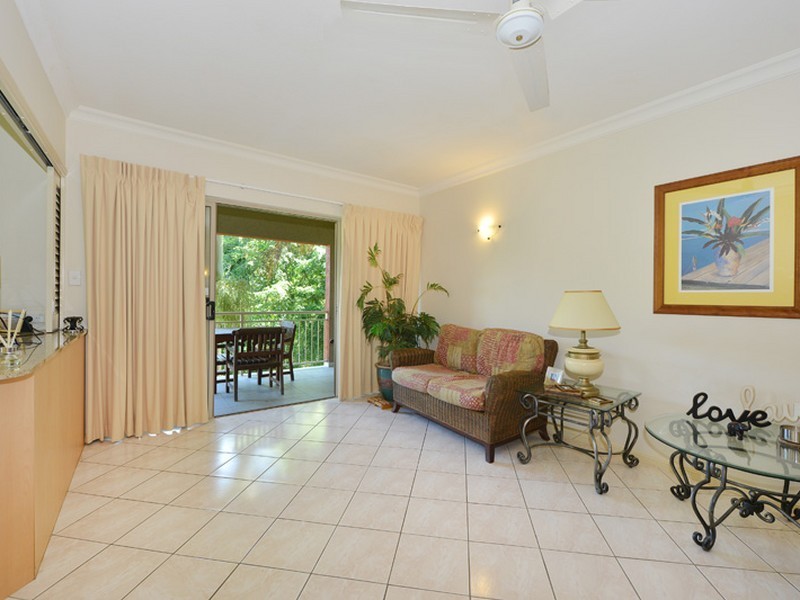 1126/2 Greenslopes Street, Cairns North QLD 4870