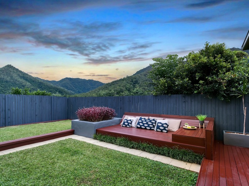 6 Willie Ming Close, Redlynch QLD 4870