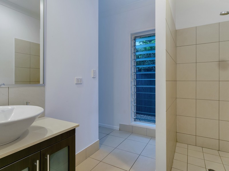 6 Willie Ming Close, Redlynch QLD 4870