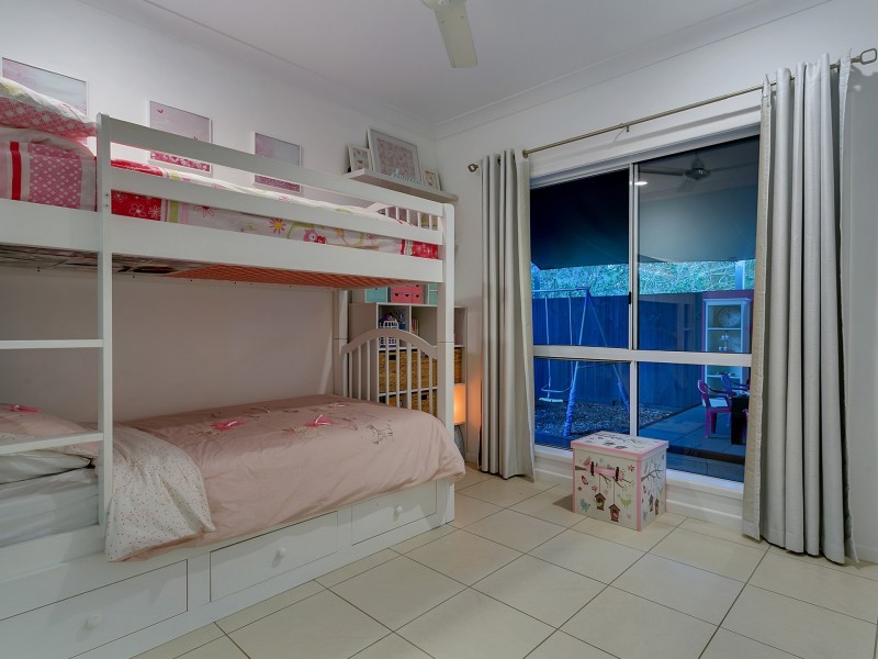 6 Willie Ming Close, Redlynch QLD 4870