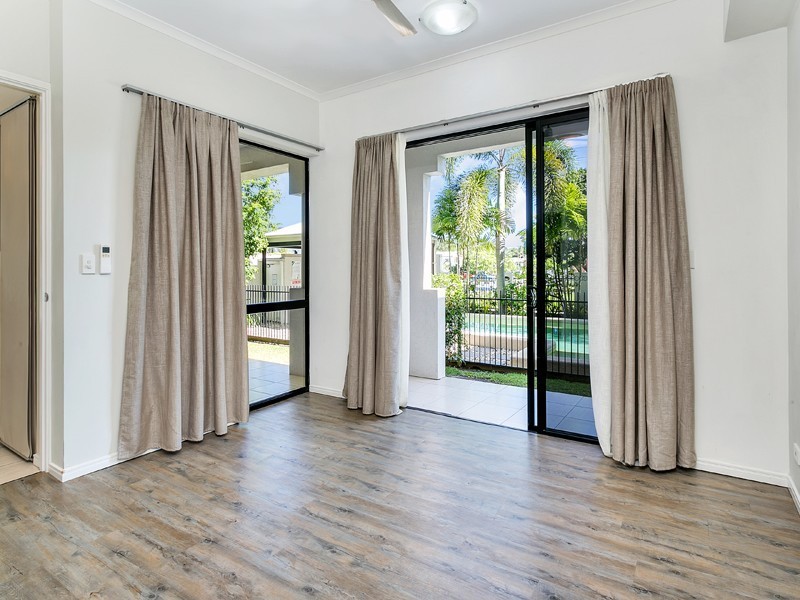 4/15 Clare Street, Parramatta Park QLD 4870