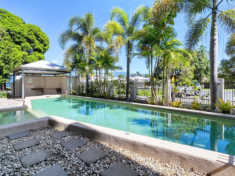 4/15 Clare Street, Parramatta Park QLD 4870