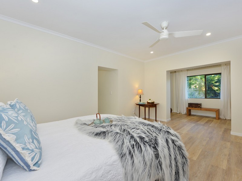 7 Fry Close, Whitfield QLD 4870