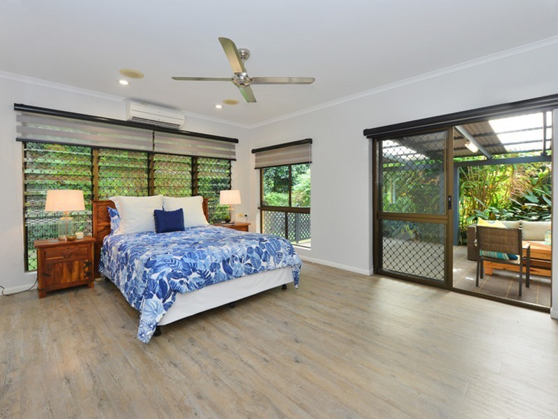 11 Brady Close, Brinsmead QLD 4870