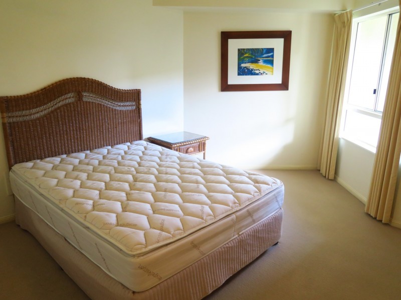 317/2 Greenslopes Street, Cairns North QLD 4870