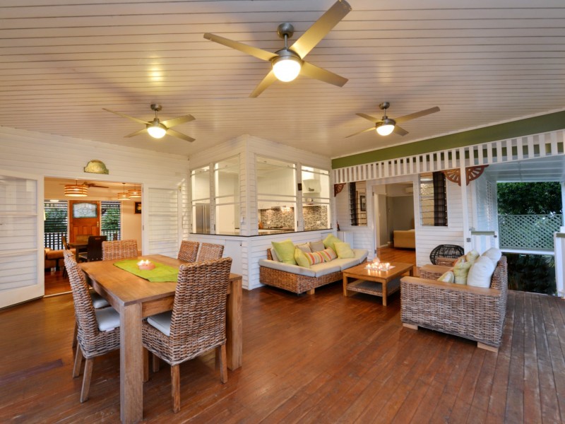232 Woodward Street, Whitfield QLD 4870