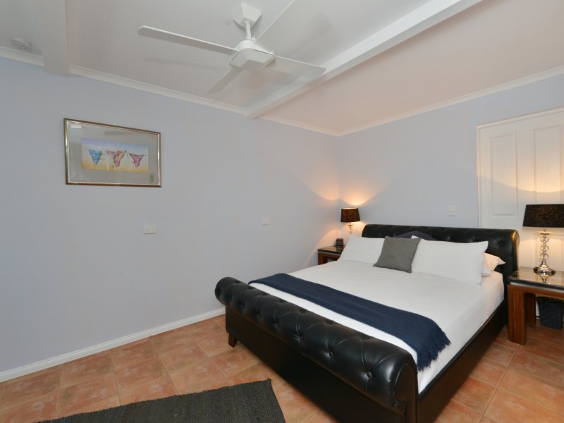 232 Woodward Street, Whitfield QLD 4870