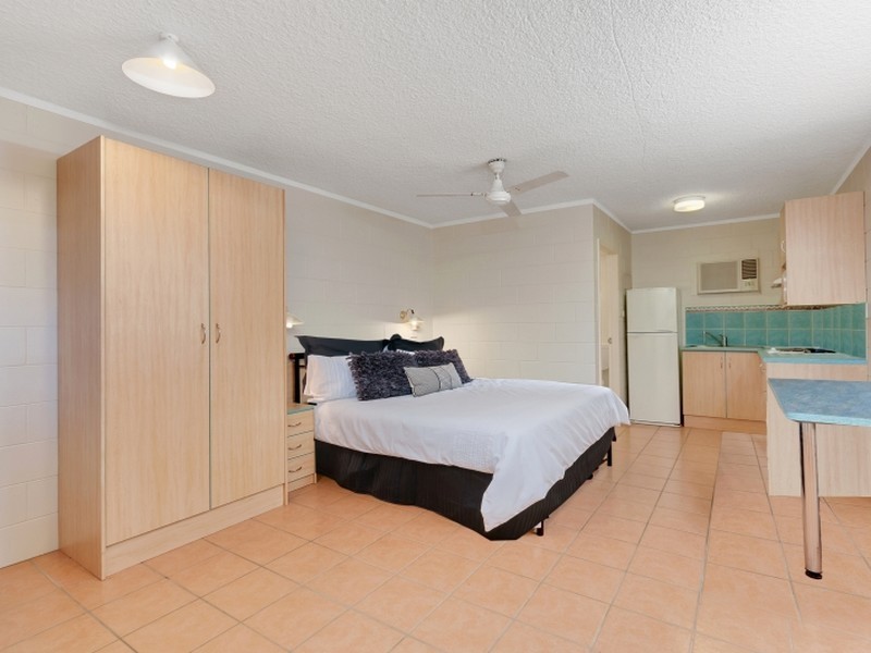 Unit 272/1 Anderson Road, Woree QLD 4868