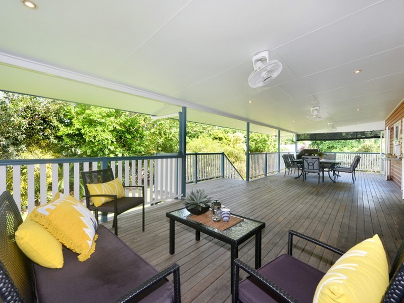 7 Olive Street, Manoora QLD 4870