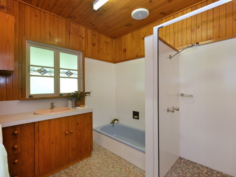 7 Olive Street, Manoora QLD 4870