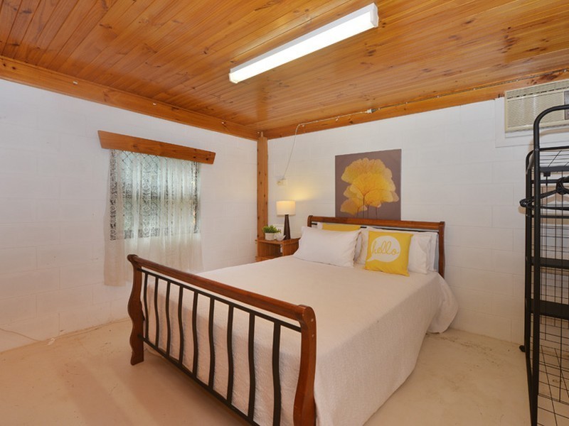 7 Olive Street, Manoora QLD 4870