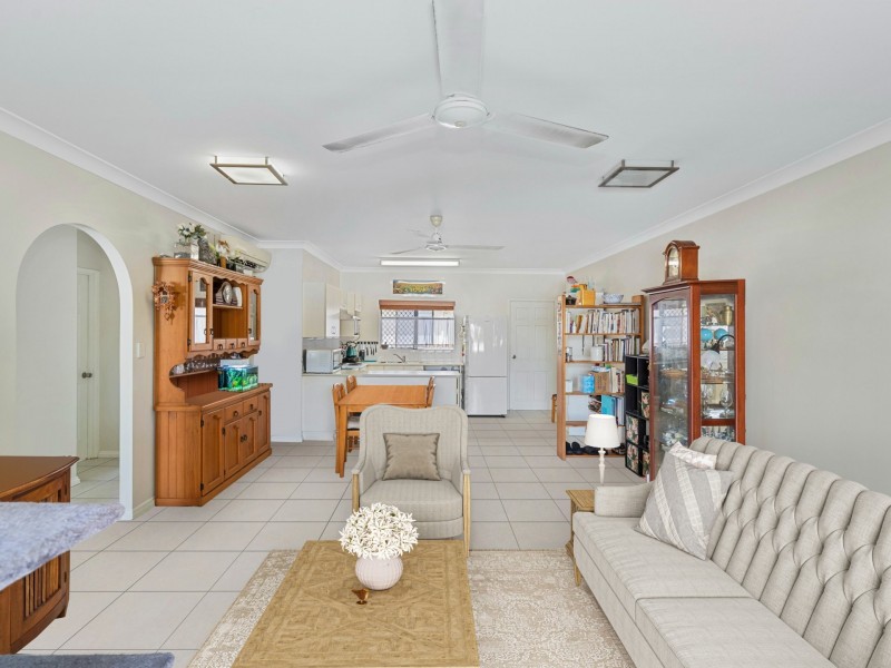 6/15 Grantala Street, Manoora QLD 4870
