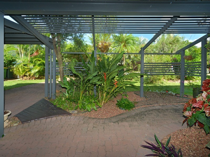 10 Teresa Street, Freshwater QLD 4870