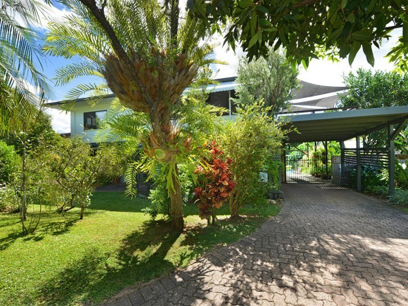 10 Teresa Street, Freshwater QLD 4870