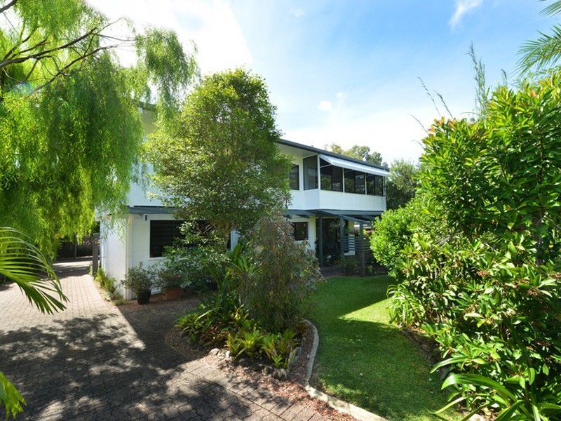 10 Teresa Street, Freshwater QLD 4870