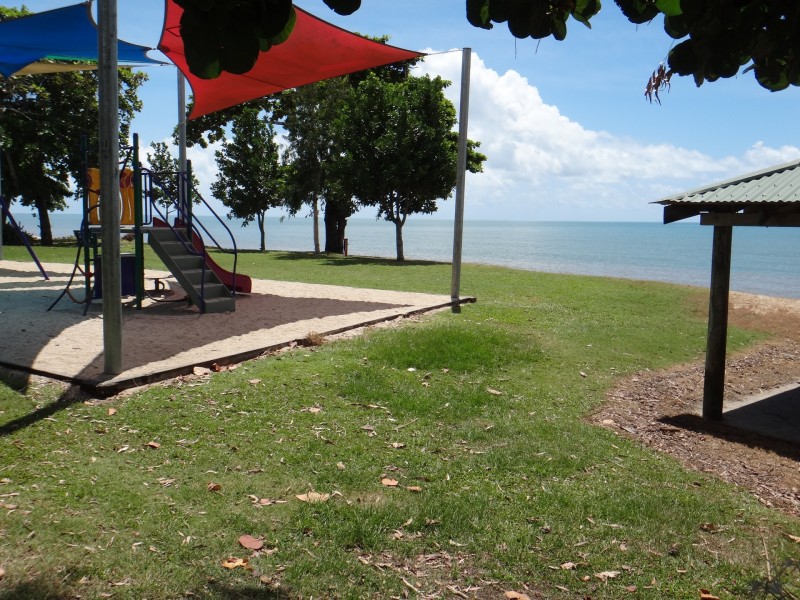 1/5 Bamboo Street, Holloways Beach QLD 4878