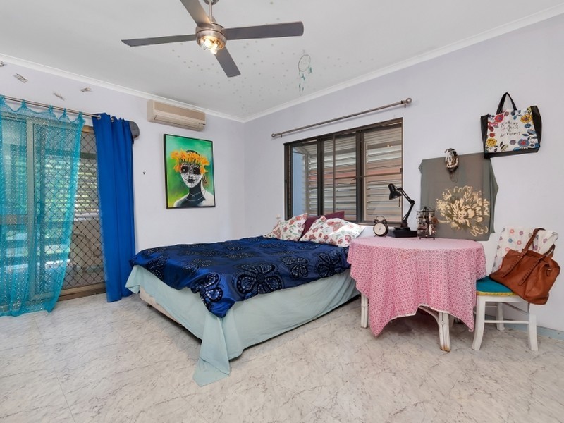 28 Macilwraith Street, Manoora QLD 4870
