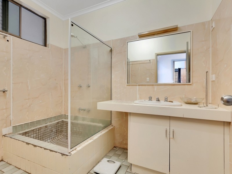 28 Macilwraith Street, Manoora QLD 4870