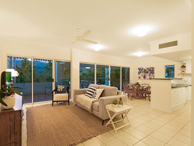 Unit 40/8-14 Munro Terrace [House on the Hill], Mooroobool QLD 4870