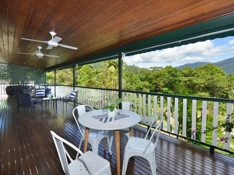55 Benn Street, Brinsmead QLD 4870