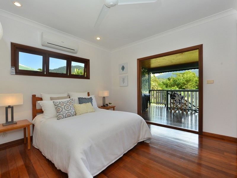 55 Benn Street, Brinsmead QLD 4870