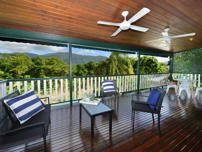 55 Benn Street, Brinsmead QLD 4870