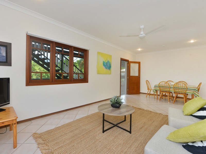 55 Benn Street, Brinsmead QLD 4870