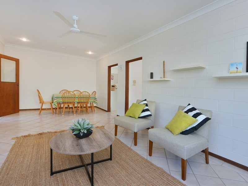 55 Benn Street, Brinsmead QLD 4870