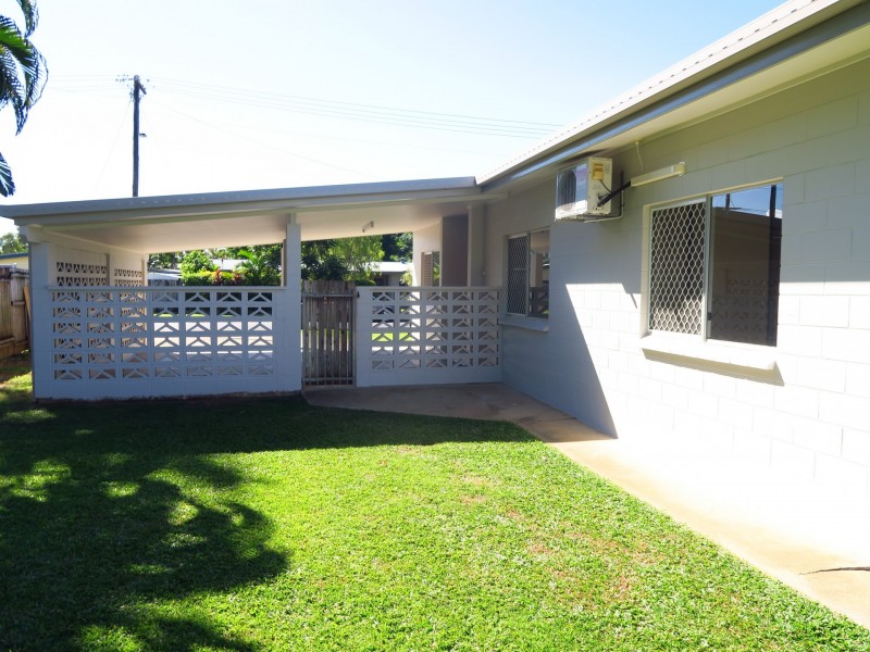 19 Kokopo Close, Trinity Beach QLD 4879
