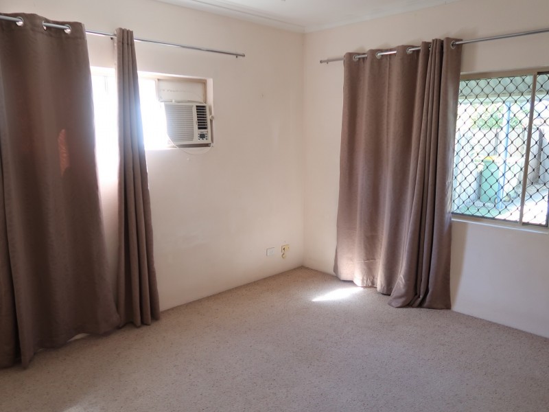 4 Saddle Mountain Road, Smithfield QLD 4878