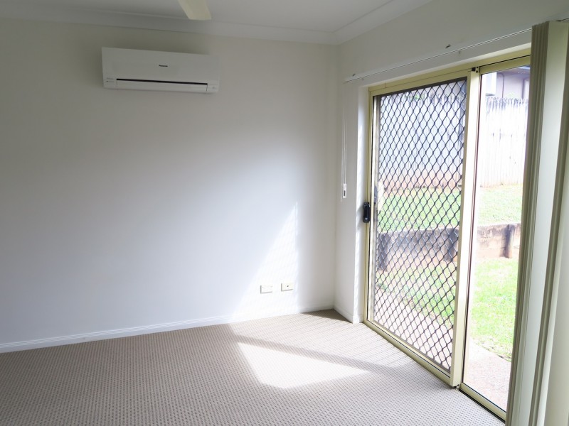 24 Chesterfield Close, Brinsmead QLD 4870