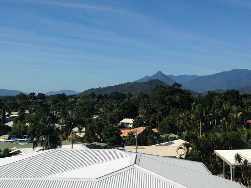 3 Speedy Close, Bentley Park QLD 4869