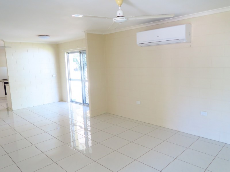 22 Universal Close, White Rock QLD 4306