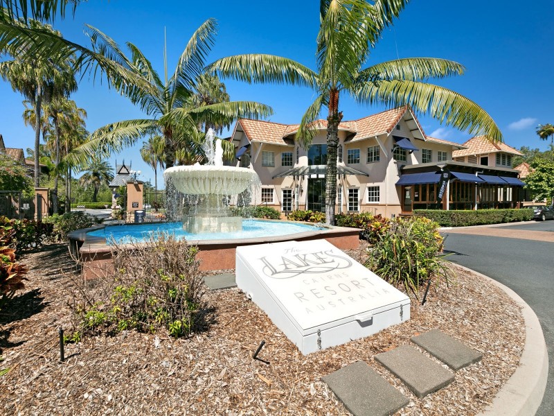 1127/2 Greenslopes Street, Cairns North QLD 4870