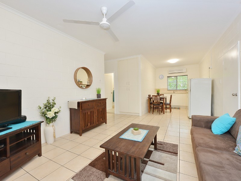 1/13-15 Harris Street, Parramatta Park QLD 4870