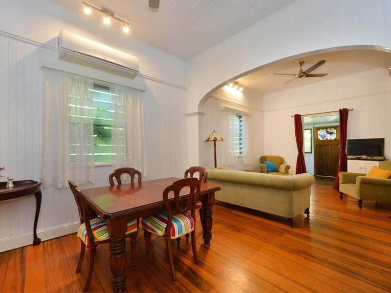 360 Draper Street, Parramatta Park QLD 4870