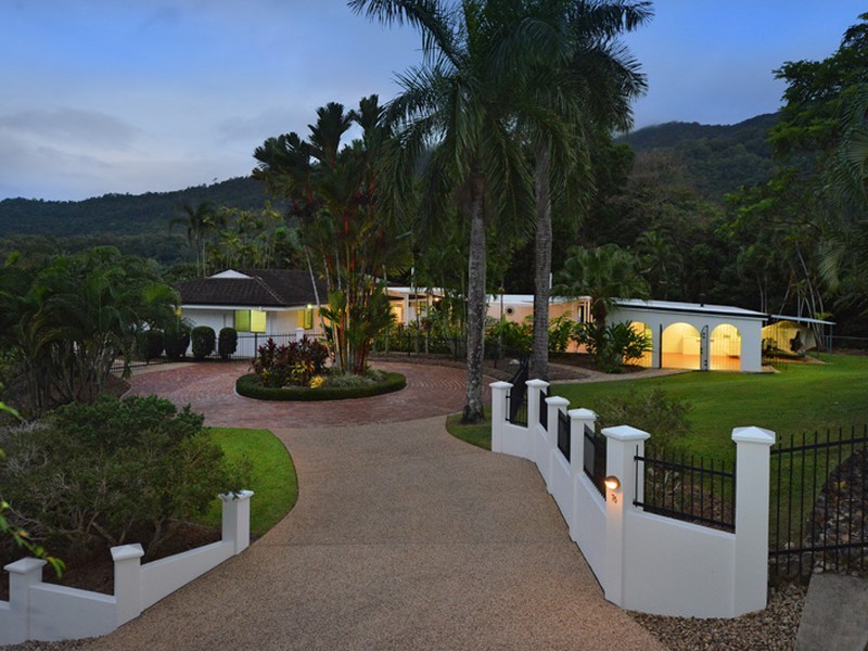 76 Stanton Road, Smithfield QLD 4878